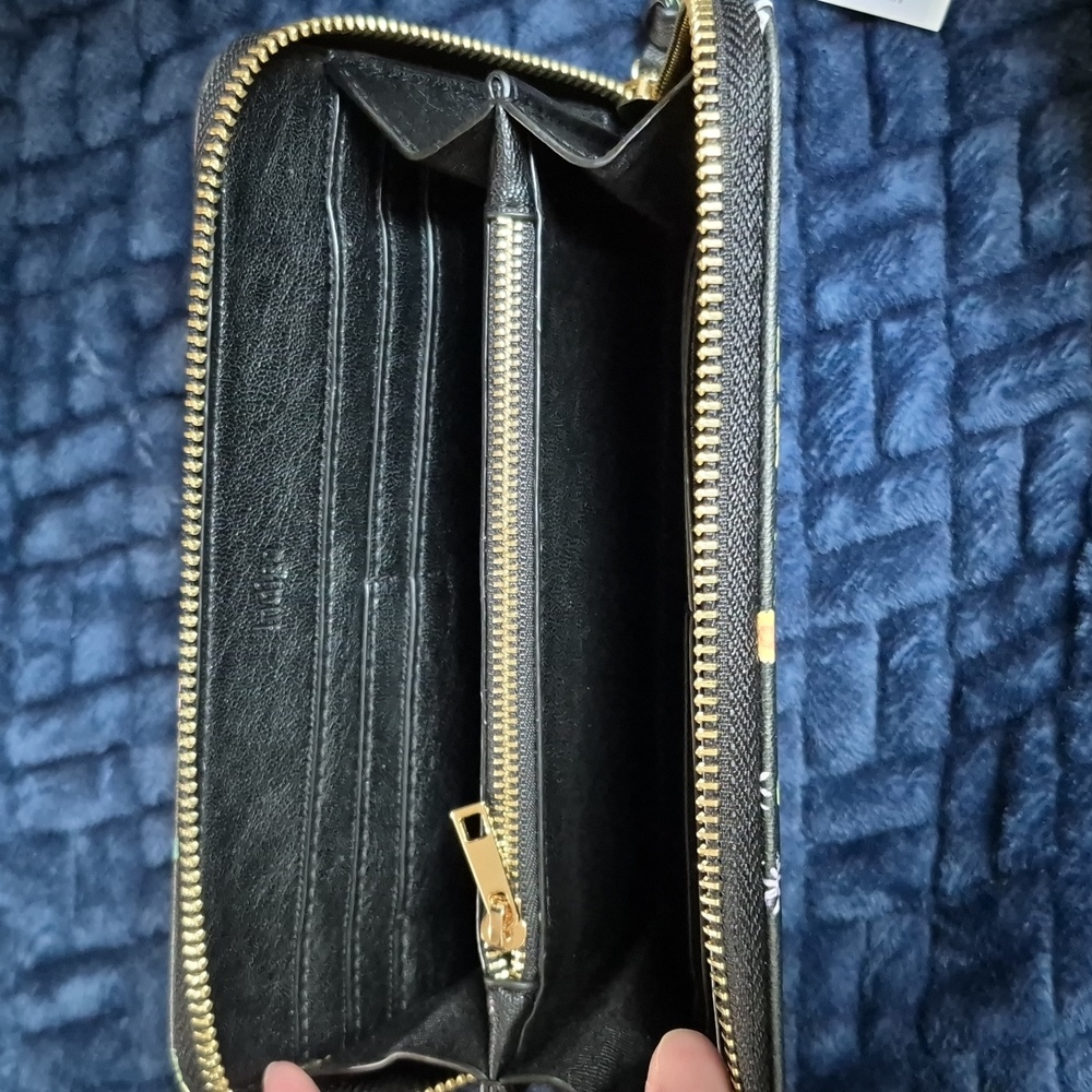 Floral Black Tri-Zippered Wallet From Indigo, New With Tags - Picture 8 of 12